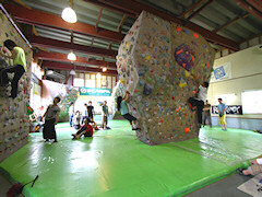 Climbing & Bouldering ZiGBOX̎ʐ^