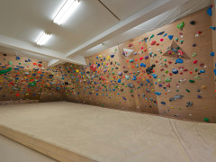 APEX Climbing Gym̎ʐ^